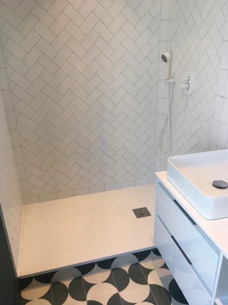 Carrelage salle de bains à Viry-Châtillon